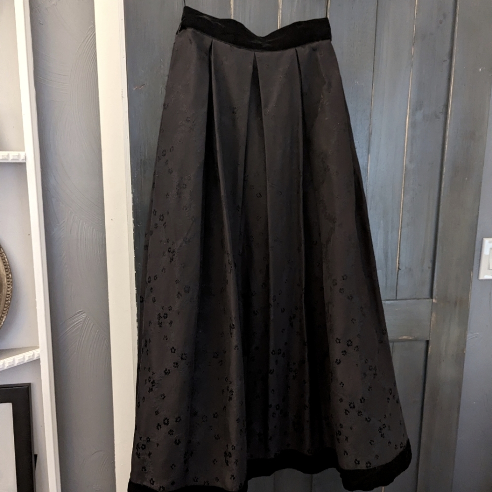 Partique New York LONG Formal Skirt Sz 10 Vintage or (Sz 4-6 modern)